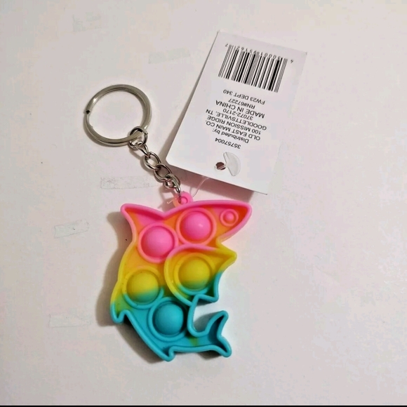 Bubble Pop Snap Shark Keychain Zipper Pull Backpack Charm Multicolor Rainbow - Picture 3 of 6